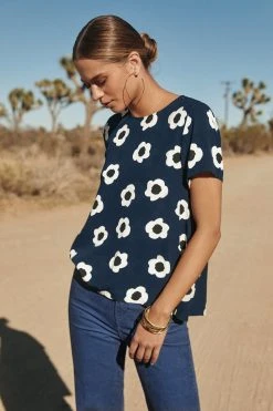 Mister Zimi Sales Store 38 W22A Tops Daisy Top In Ladybell