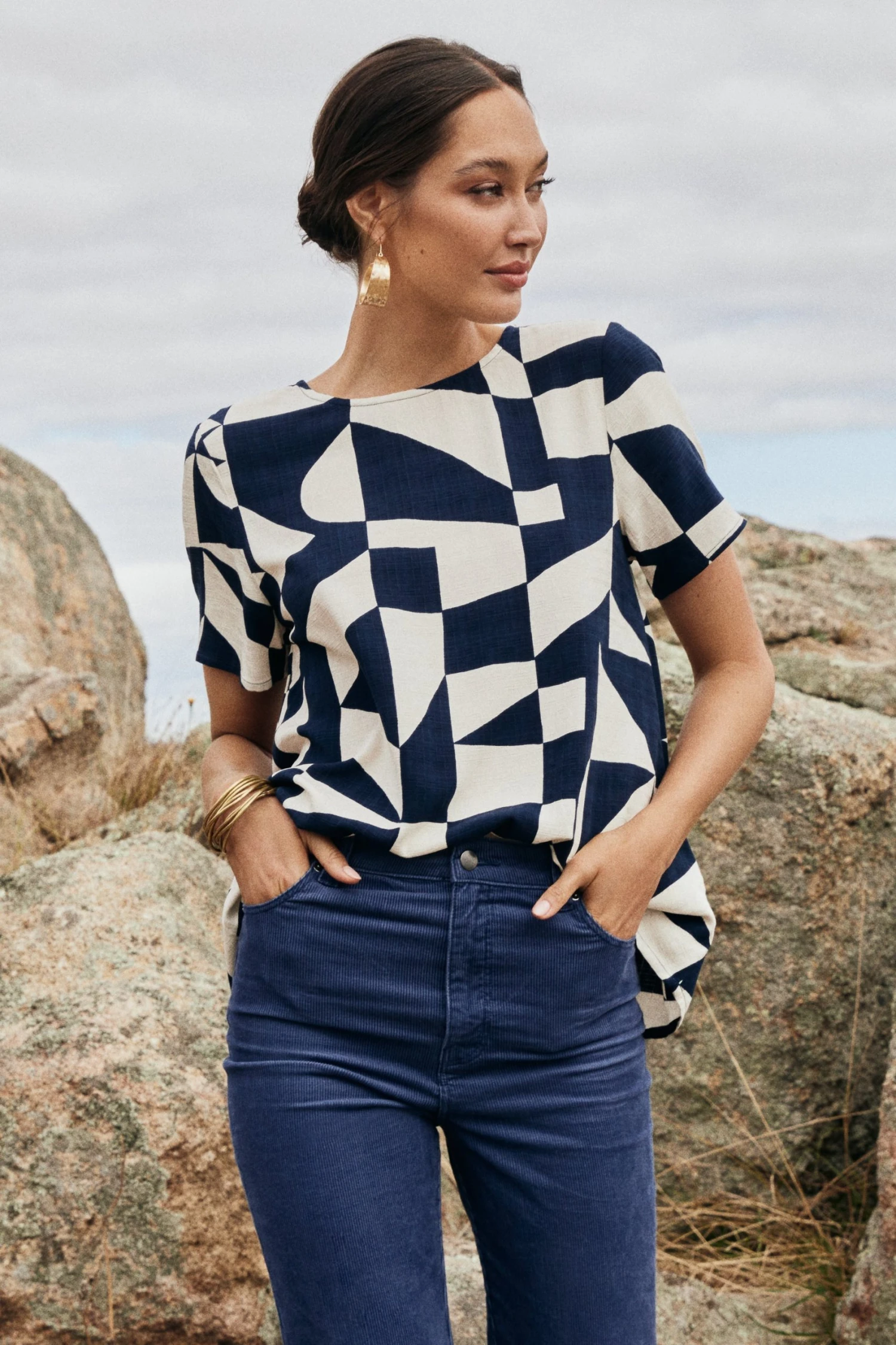 w22axb52x-mister-zimi-aaa_W22A_bbb_style_DAISY-TOP_ccc_print_Pepper-1.jpg W22A Tops Daisy Top In Pepper