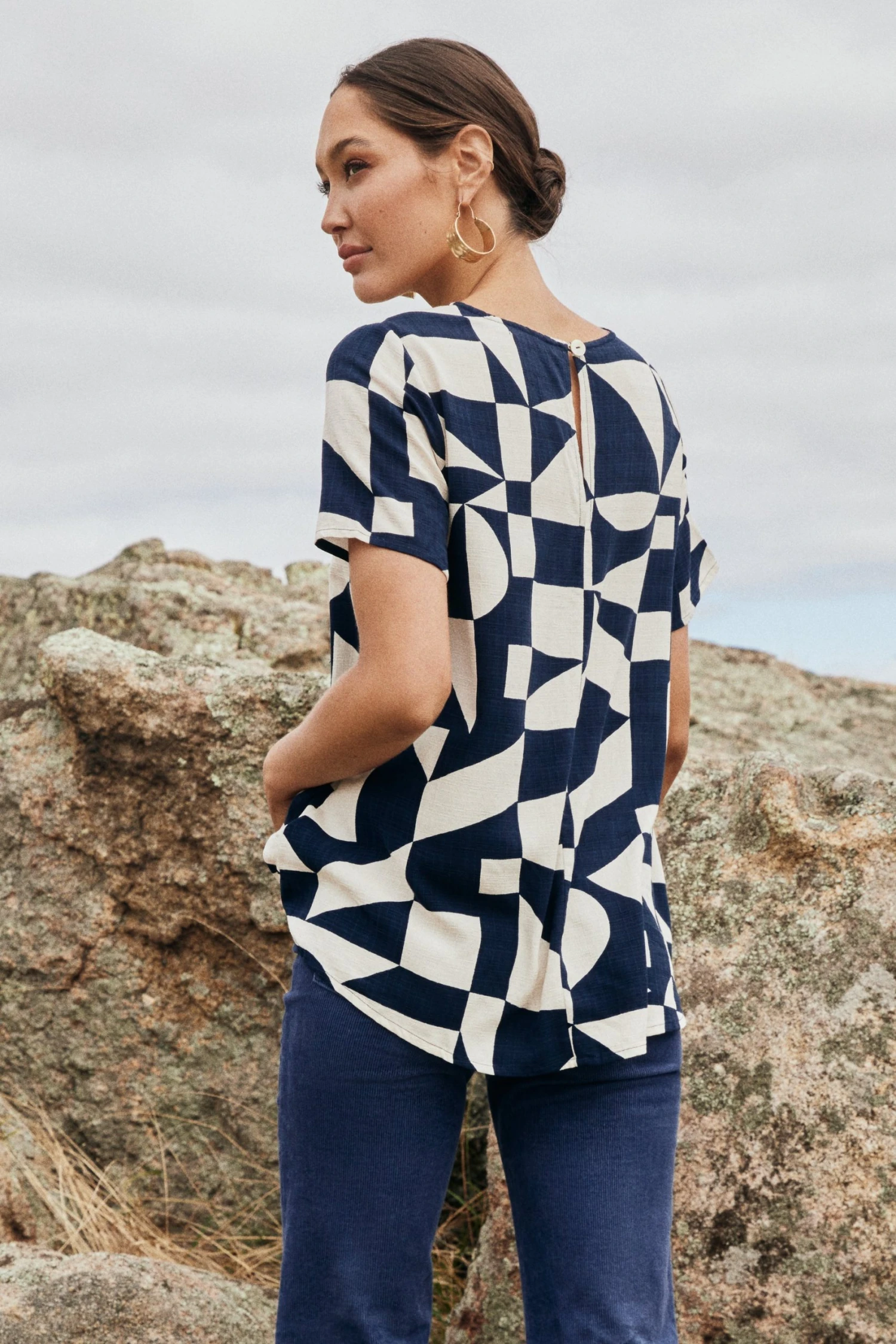 w22axb52x-mister-zimi-w22a-daisy-top-in-pepper-2.jpg W22A Tops Daisy Top In Pepper