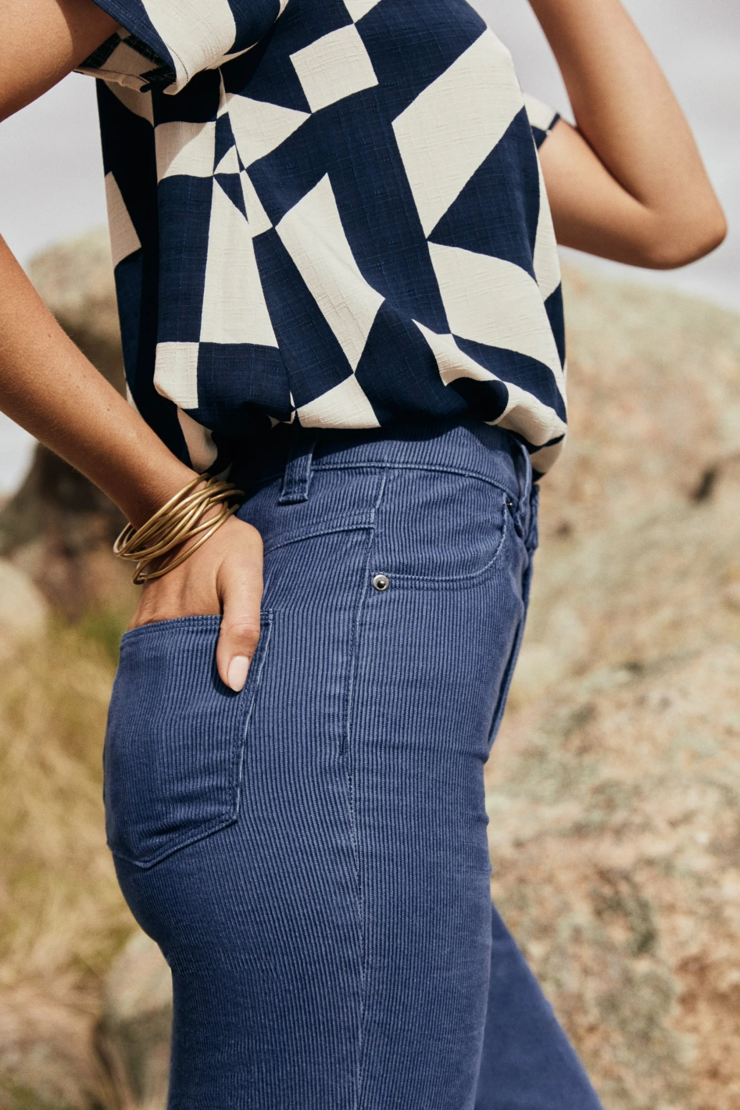 w22axb52x-mister-zimi-w22a-daisy-top-in-pepper-5.jpg W22A Tops Daisy Top In Pepper