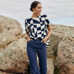 W22A Tops Daisy Top In Pepper 9 W22A Tops Daisy Top In Pepper