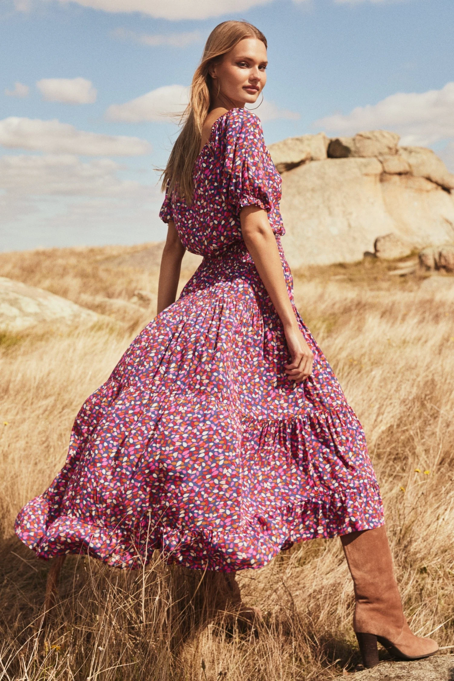 W22A Skirts Elyse Skirt In River Birch 7 W22A Skirts Elyse Skirt In River Birch