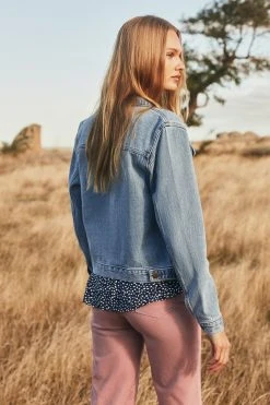 W22A Freya Jacket In Mid Blue Denim Tops