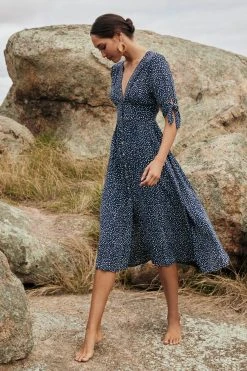 W22A Saskia Dress In Stardust