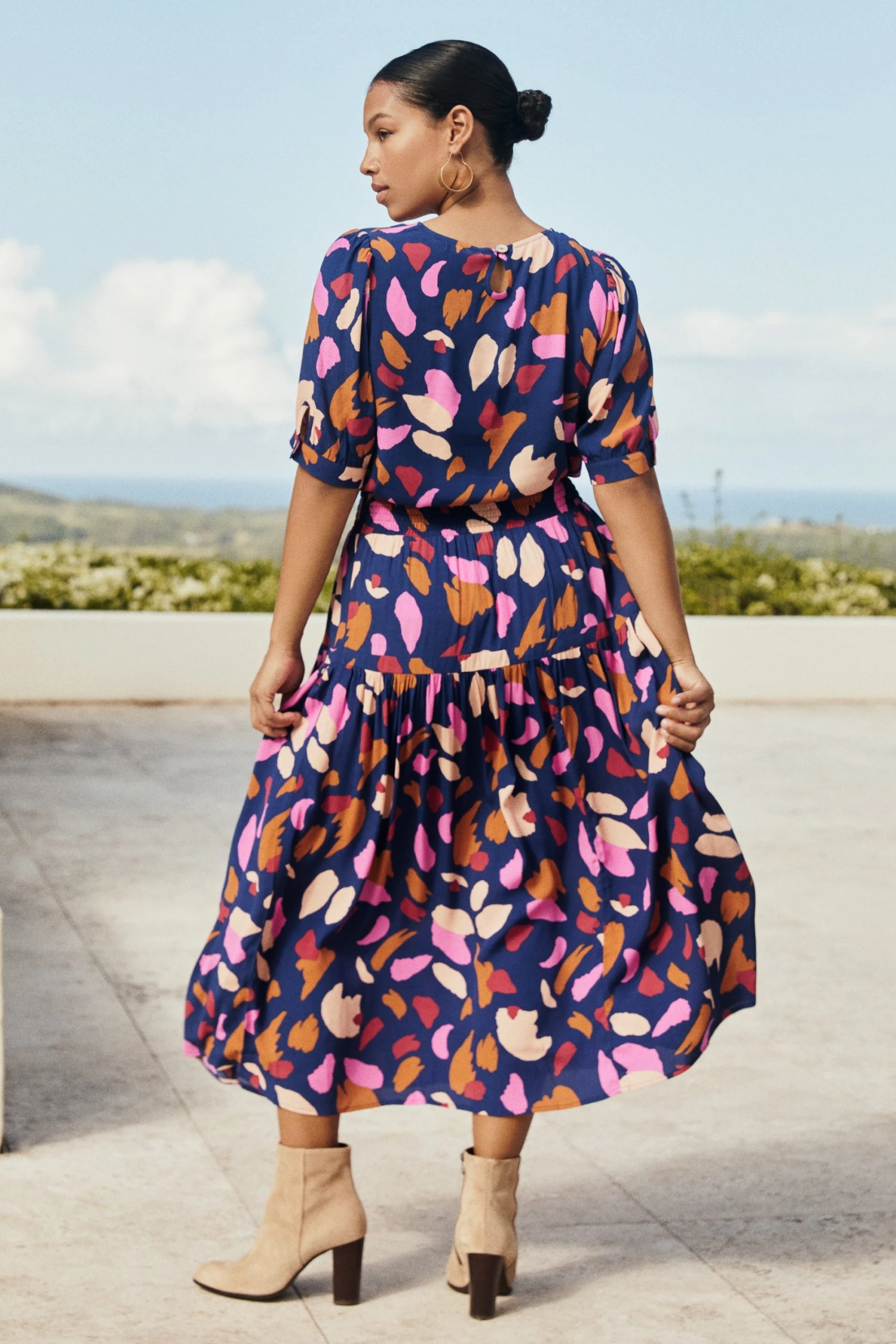 W22D Kasia Skirt In Mojave New 10 W22D Kasia Skirt In Mojave New