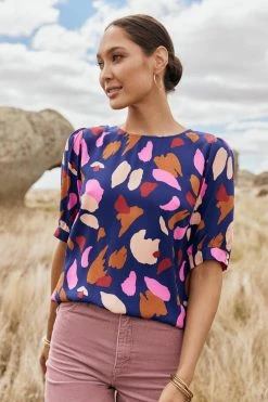 W22D Martina Top In Mojave New